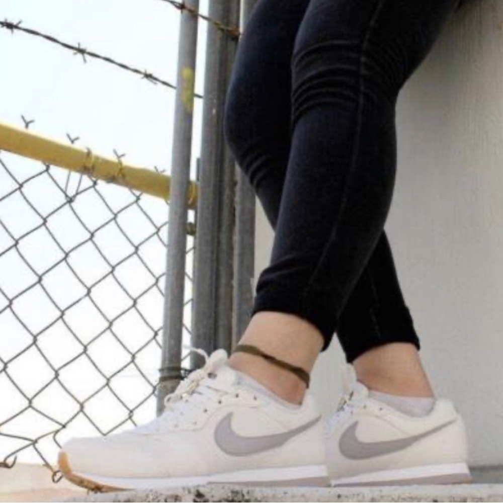 Nike MD Runner 2 SE